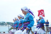 Folklore festival organization